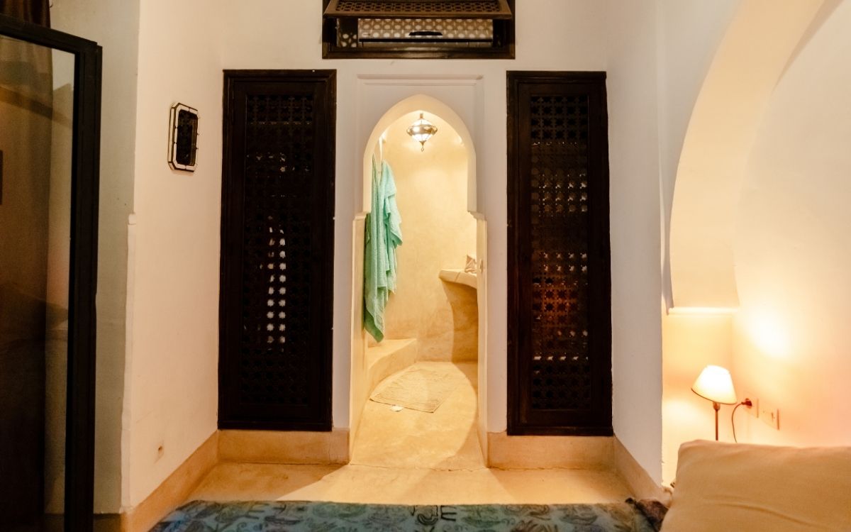 1775561890-1775127436-chambre-jasmine2.jpg
