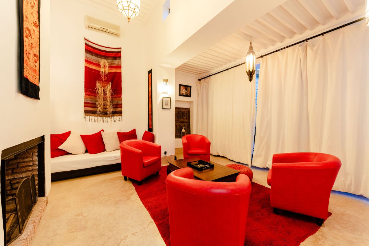 1775561892-1775140493-riad-rouge4.jpg